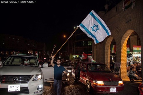 kurdish-residents-in-irbil-celebrate-krg-referendum-waving-israeli-flags